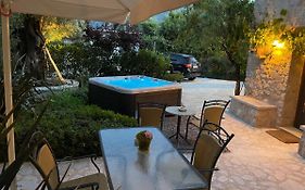 Villa Zacharenia